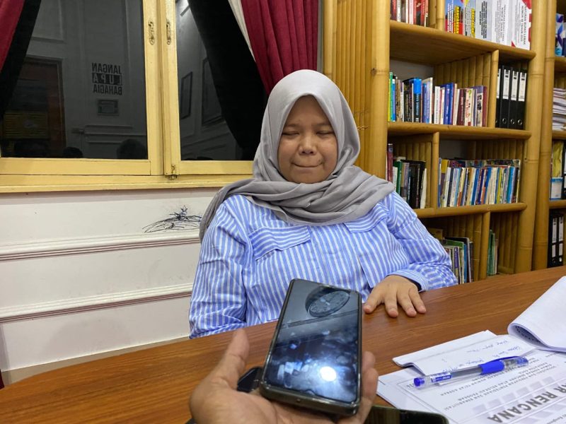 Ketua DPRD Kabupaten Lebak, Juwita Wulandari, mengimbau WNI asal Lebak di wilayah konflik Timur Tengah untuk tetap tenang dan mengikuti arahan KBRI