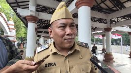 Kepala Disparpora Kota Serang, Zeka Bachdi saat Diwawancarai Awak Media, Selasa (7/4/2026), (PojokBanten.com)