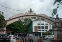 Proyek revitalisasi Alun-alun Kota Serang dipastikan segera masuk tahap pelaksanaan setelah Pemerintah Kota (Pemkot) Serang melalui Dinas Pekerjaan Umum dan Penataan Ruang (DPUPR) Kota Serang menuntaskan proses lelang pengadaan. (PojokBanten.com)