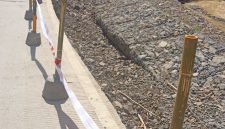 Proyek rehabilitasi ruas Jalan Surianeun- Pasir Gadung di Kecamatan Patia, Kabupaten Pandeglang, yang baru rampung pada akhir tahun 2025 melalui program Bang Andra (Bangun Jalan Desa Sejahtera), kini menjadi sorotan publik.