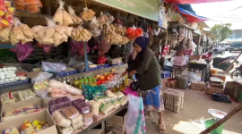 Pedagang Sembako di Pasar Tradisional Kabupaten Lebak, Banten 