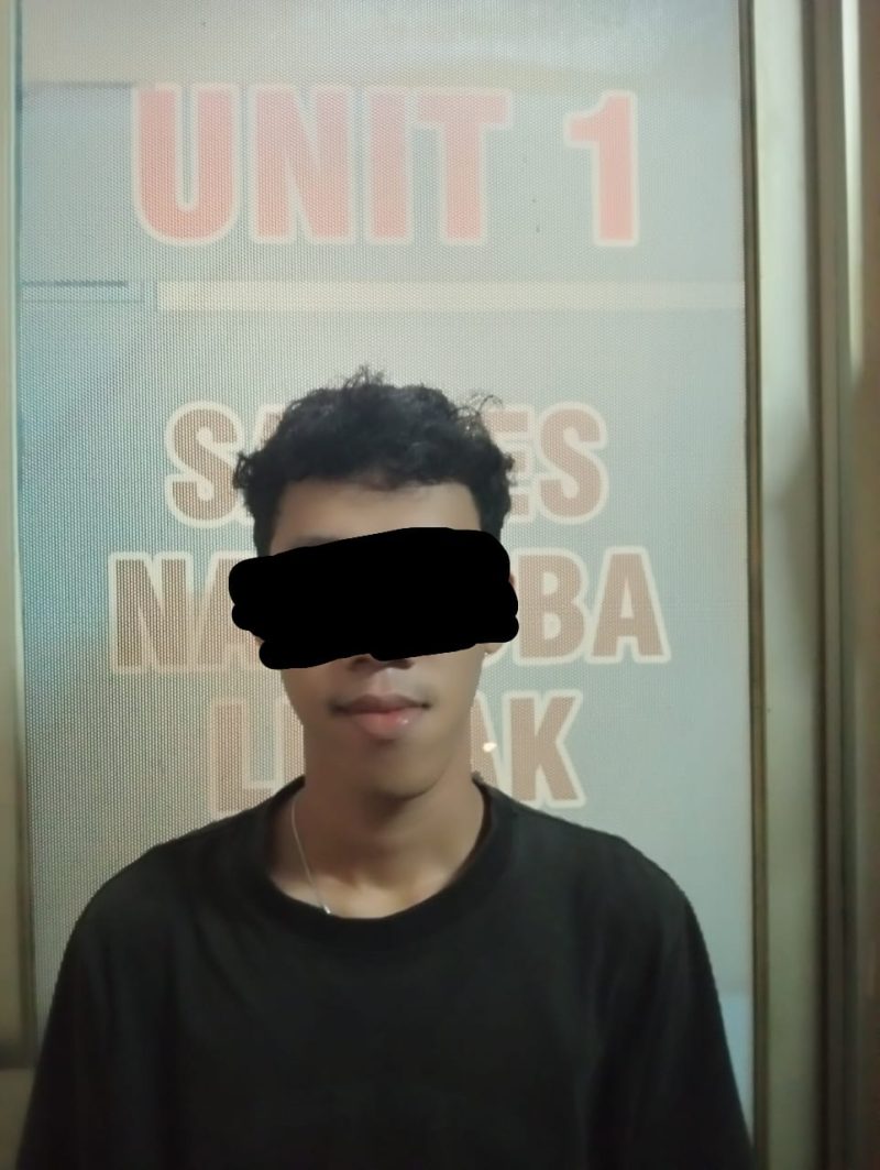 Peredaran narkotika di Kabupaten Lebak, Banten, menunjukkan pola baru yang semakin terorganisasi. Jaringan pengedar kini memanfaatkan media sosial, sistem transaksi 