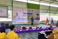 Anggota Komisi X DPR RI, Adde Rosi Khoerunnisa, saat sambutan di acara Workshop Peningkatan Kualitas dan Relevansi Perguruan Tinggi di STKIP Mutiara Banten.