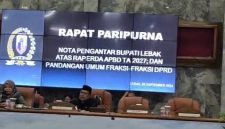 Rapat paripurna DPRD Lebak terkait penyampaian nota pengantar bupati atas Raperda APBD 2027 dan pandangan umum fraksi ditunda, Senin (28/9/2026). Bupati dan Wakil Bupati Lebak tidak hadir dalam rapat tersebut. Sejumlah anggota DPRD menyoroti minimnya kehadiran jajaran Pemkab Lebak.